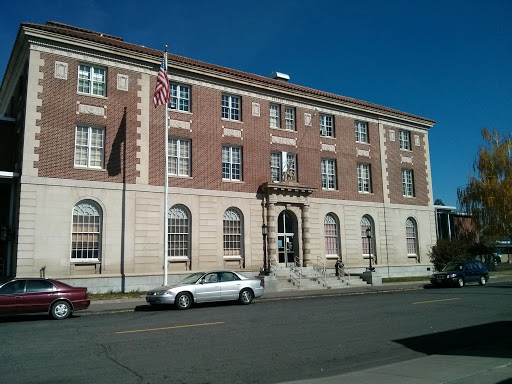 US Post Office, S 7th St, Klamath Falls, OR