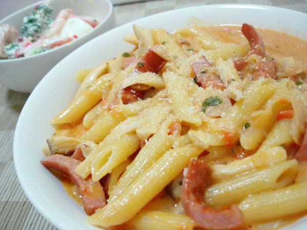 自炊 ベーコンんとエリンギのトマトクリームペンネ Yossysan Net