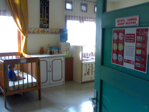 Salah satu ruangan di panti asuhan