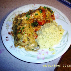Chicken With a Creamy Vegetable Sauce