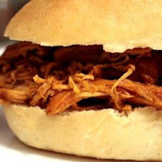 Pulled Chicken Sandwiches (Crock Pot)