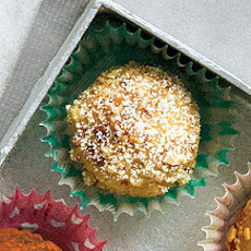Bourbon-Pecan Pound Cake Truffles