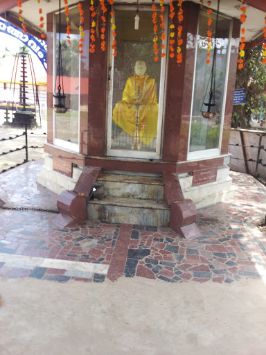 Narayana Guru Statue