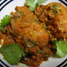 Dum Aloo (Fried Potatoes in Spicy Sauce )