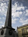 Obelisco Plaza Fundadores 