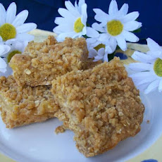 Apple Pie Crumb Bars