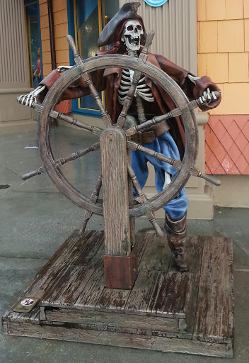 Skeleton Pirate Captain