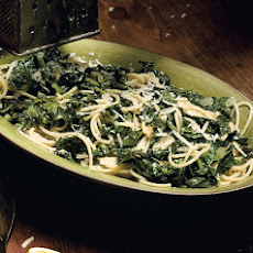 Spaghetti with Braised Kale