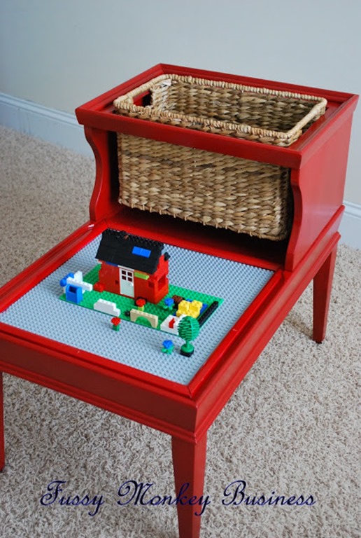 LEGO Table-1