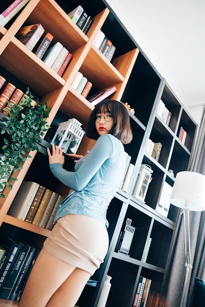 [Loozy] Son Ye-Eun (손예은) Librarian Girl