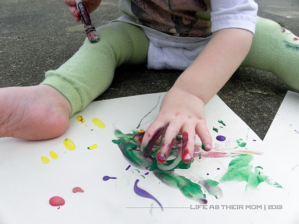 in the details toddler painting 2 - life as their mom