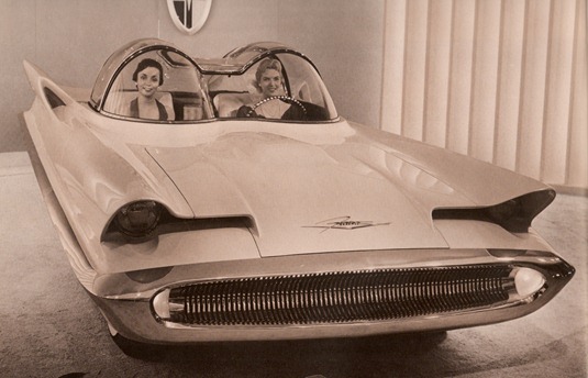 [1956_Lincoln_Futura_Show_Car_02%255B4%255D.jpg]