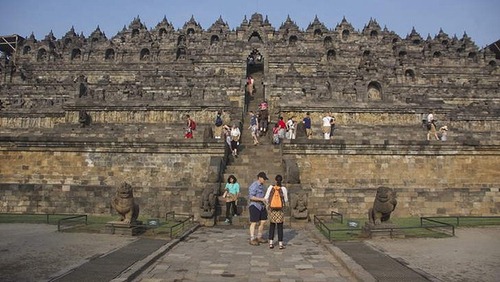 Borobudur-temple-620x349