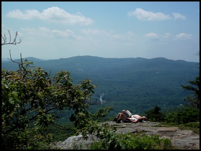 Hiking to Ocean Overlook (85)