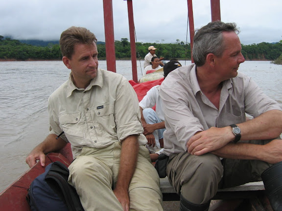 J. F. Christensen & Peter Møllmann. Rio Beni près de Rurrenabaque (Bolivie), 21 janvier 2004. Photo : H. Bloch