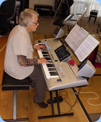 Marlene Forrest playing Barbara McNab's Yamaha Tyros 4 keyboard
