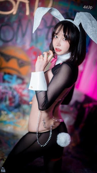 [BLUECAKE] Son Ye-Eun (손예은) Reverse Bunny Girl