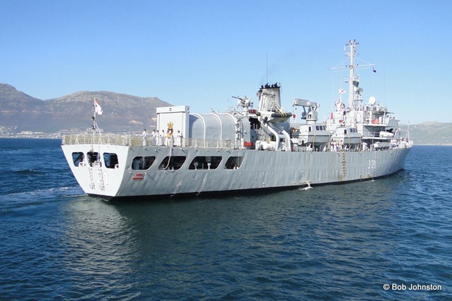 INS-Darshak-Indian-Navy-Ship-South-Africa-05