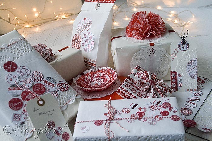 [Songbird-Christmas-White-Red-Gift-Wr%255B7%255D.jpg]