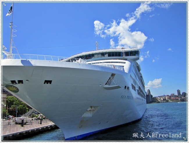 [circularquay2%255B3%255D.jpg]