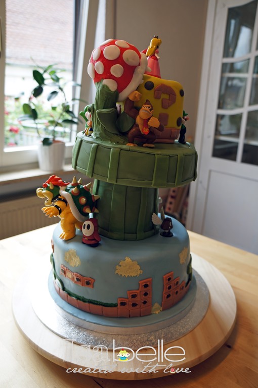 [Super%2520Mario%2520Torte%2520Christopher%2520%252803%2529%2520created%2520by%2520Isabelle%255B4%255D.jpg]