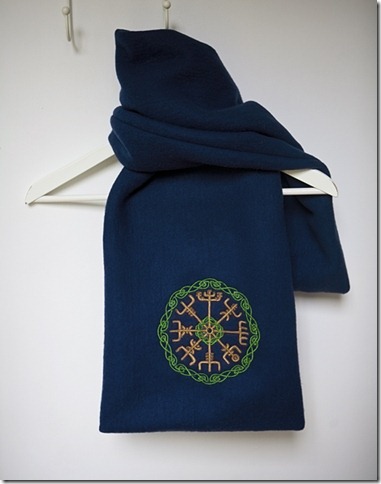 Celtic Runes scarf03