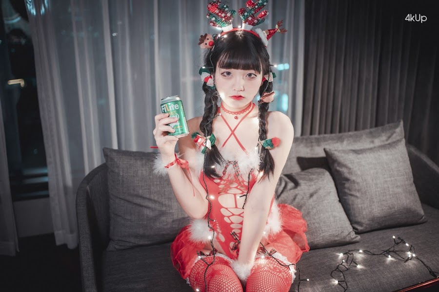 DJAWA Photo – Jeong Jenny (정제니) Christmas Special
