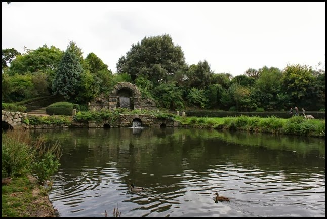 Pond Chiswick Gardens