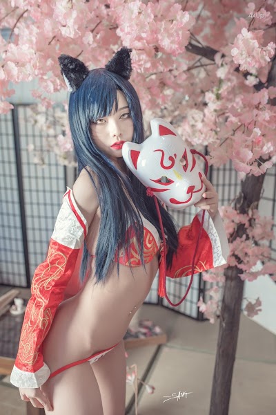 SAINT Photolife – Yuna & Ahri