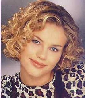 Modern Curly Short Bob Hairstyles for Women