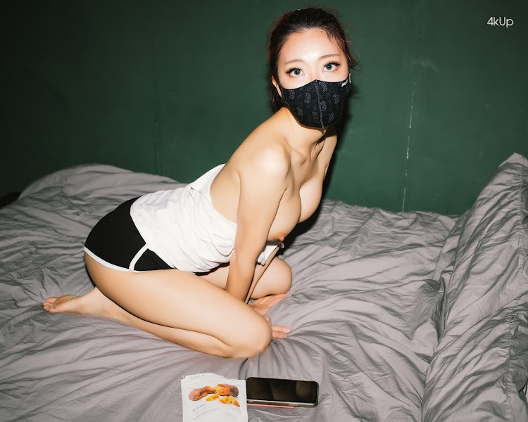 Mona (모나) – My sister next door Vol.1 & Moon Night Snap Uncensored