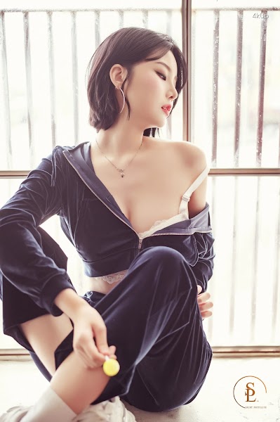 SAINT Photolife – Yuna Yuna’s Wild