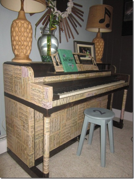 friday feature--decoupaged piano