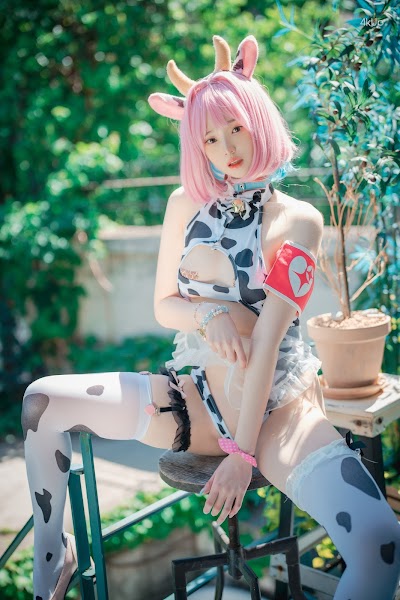 DJAWA Photo – Bambi (밤비) – Riamu’s Celebrating the Year of the Cow #1
