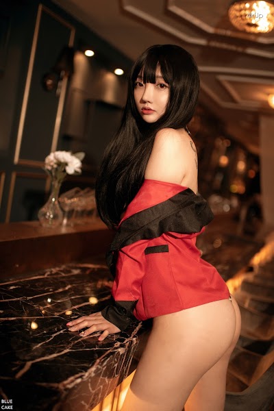 BLUECAKE Son Ye-Eun (손예은) Hardcore Gambling