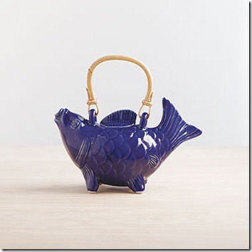 blue koi fish teapot2