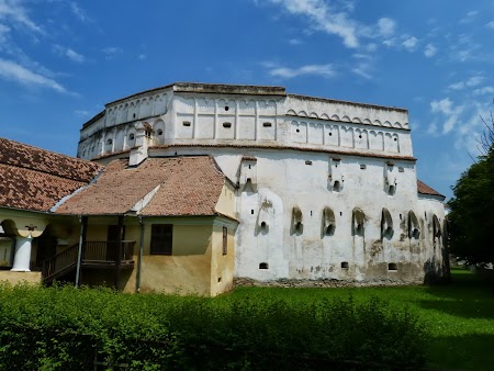 Fortificatii sasesti in Transilvania: Biserica intarita de la Prejmer