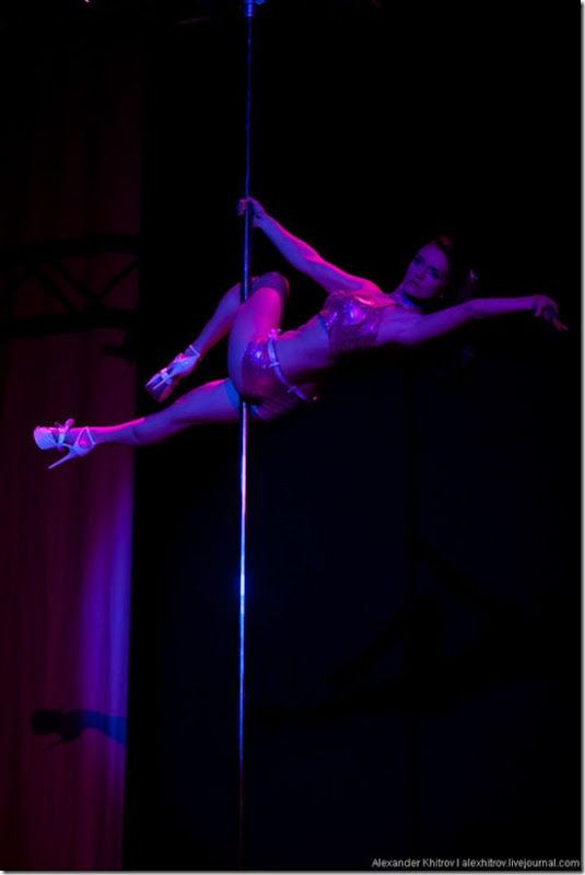 russian-pole-dancing-competition-36