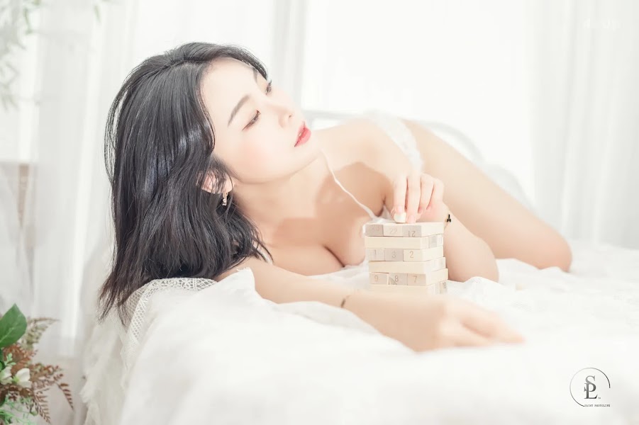SAINT Photolife – Yuna (유나) No.32 Jenga