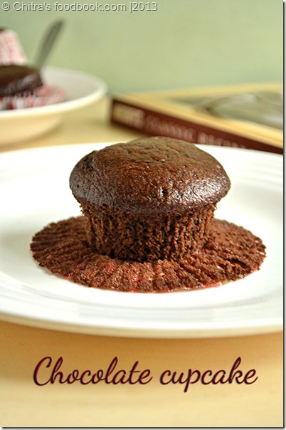 eggless chocolate cupcake