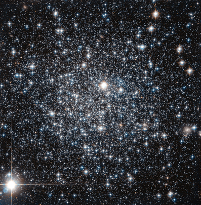 aglomerado globular IC 4499