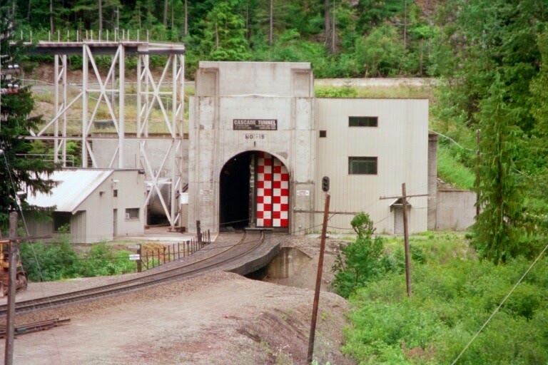 [259159912-2002-Cascade-Tunnel-East-P.jpg]