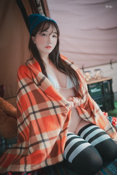 DJAWA Photo – Son Ye-Eun – Romantic Winter Glamping