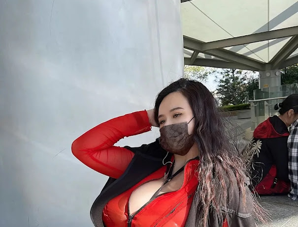 水蜜桃米米 吊带黑丝