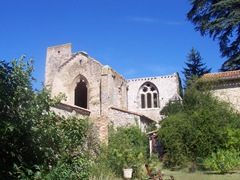 2008.09.08-004 ancienne abbaye de Villelongue