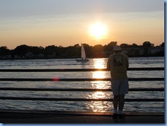 3709 Ontario Sarnia - St Clair River - Bill at sunset