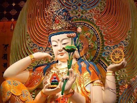 05. Buddha Tooth Relic - Singapore.JPG