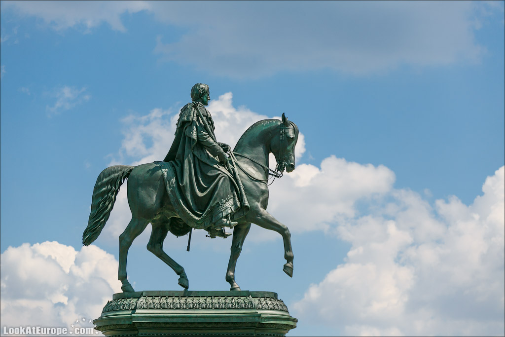 Дрезден, памятник королю Саксонии Иоганну