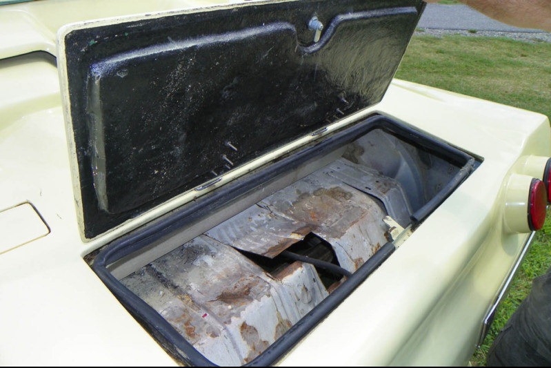 [1983-Custon-Trans-Am-2%255B2%255D.jpg]