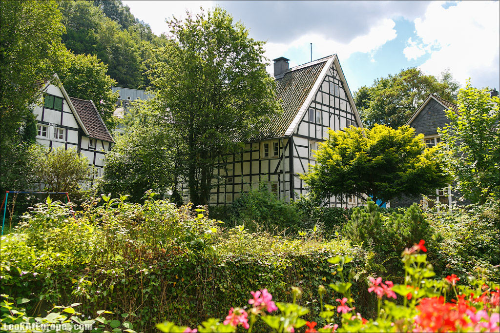 LookAtEurope.com | Европейские фото путешествия. Германия, Замок Шлоссбург ан дер Вуппер | Germany, Schlossburg an der Wupper